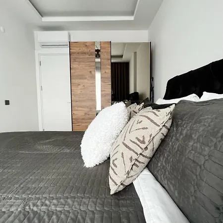 Qoople Royal Best Apartment Near The Sea On Cleopatra Αλάνια