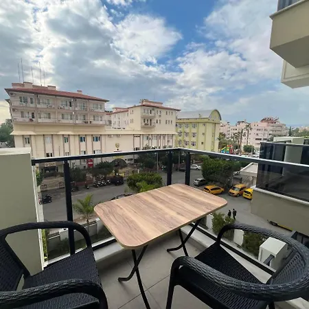 Qoople Royal Best Apartment Near The Sea On Cleopatra Apartment